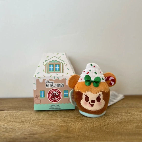 Disney Munchlings Scented Mystery Plush – Sleighin' Sweets Minnie - Picture 1 of 6
